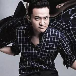 Sun Yuchen dances on the grave of values|| Shen Chang